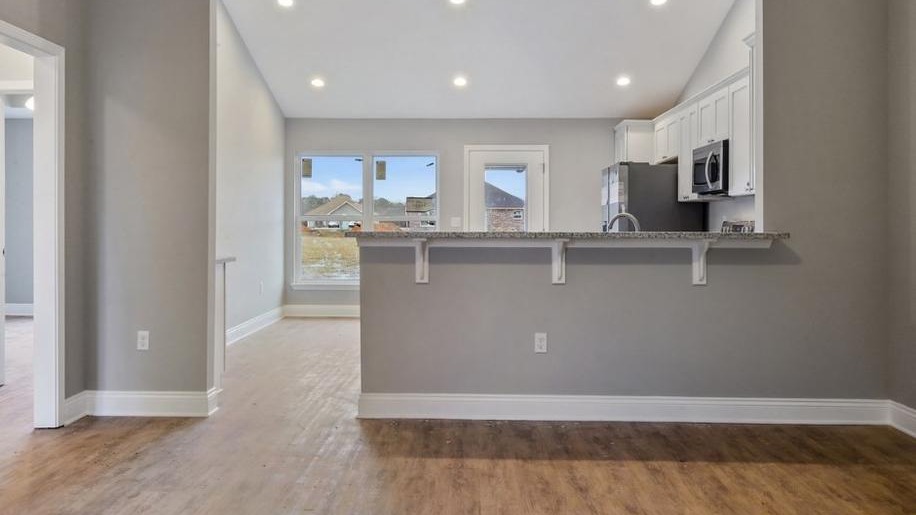 Properties Wes Strickland, Coldwell Banker Alfonso Realty